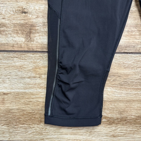 Lululemon Gear Up Crop Legging Size 8 Black Mesh Panel Pockets - Picture 7 of 16